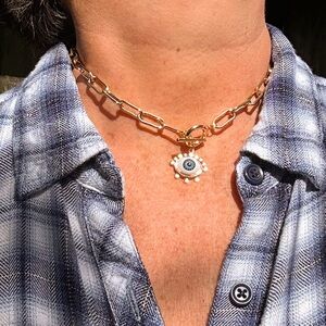 🧿 Classic Evil Eye choker necklace, toggle, 16”, trendy & chic.